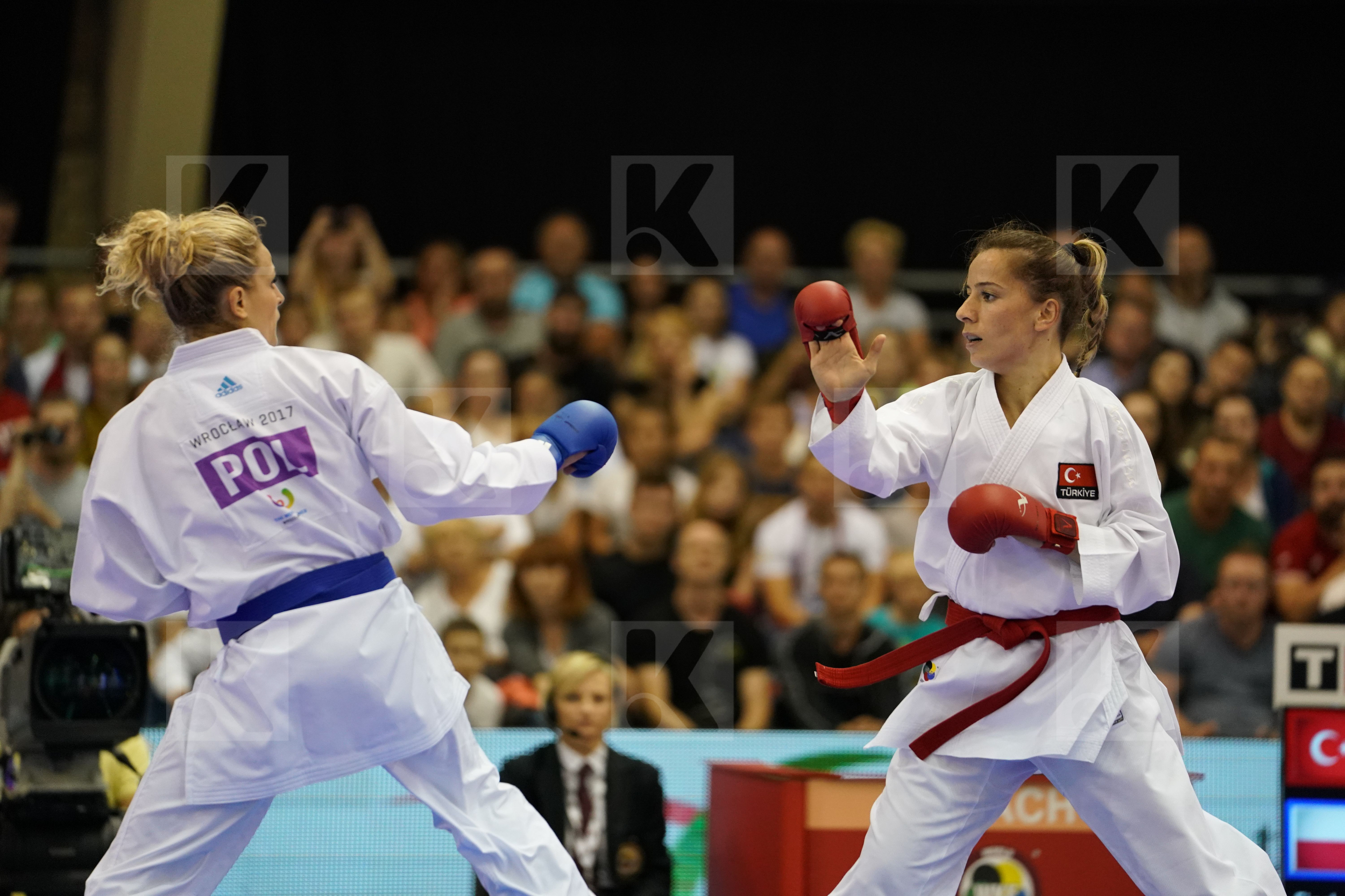bronze match Female Kumite -50kg Nowakowska Madgalena Ozcelik Serap Poland Turkey